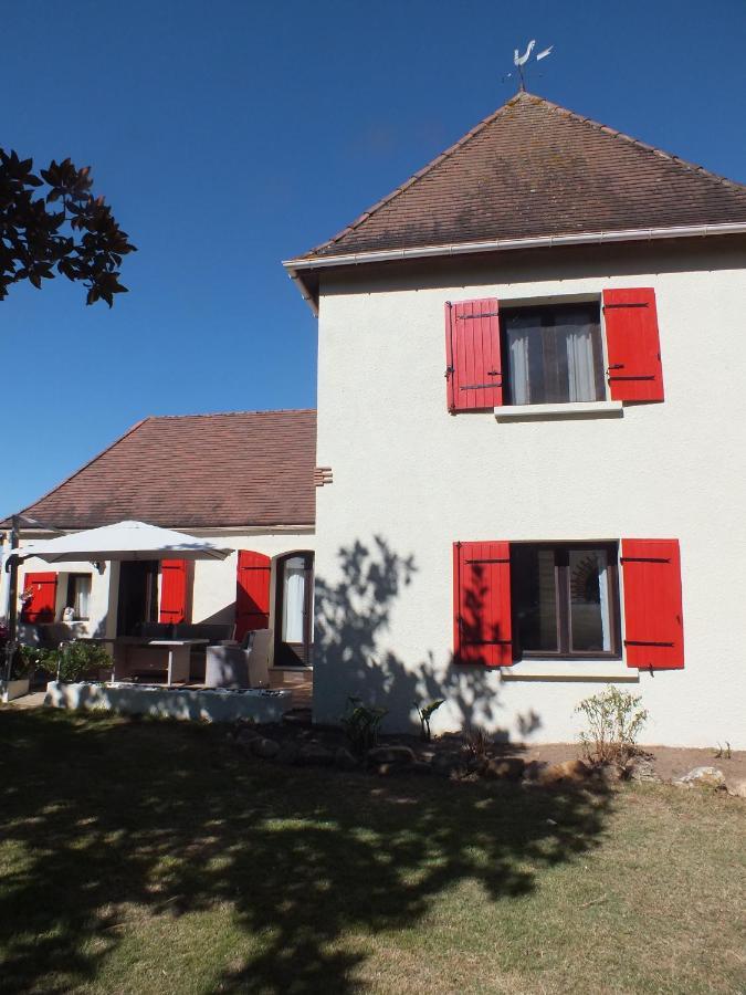 Country B&B Saint-Pierre-d'Eyraud Екстер'єр фото