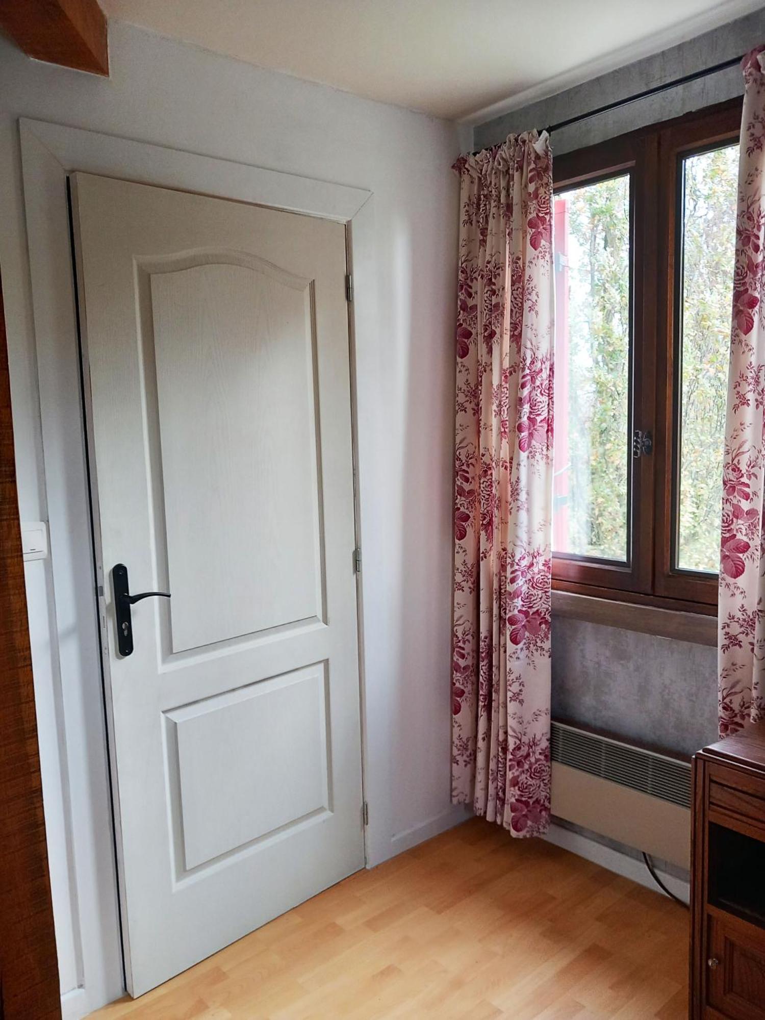 Country B&B Saint-Pierre-d'Eyraud Екстер'єр фото